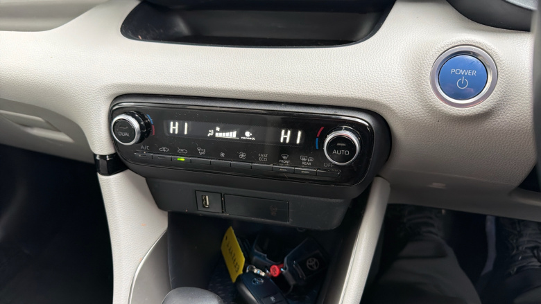 Toyota Yaris 1.5 Hybrid Excel 5dr CVT Hybrid Hatchback